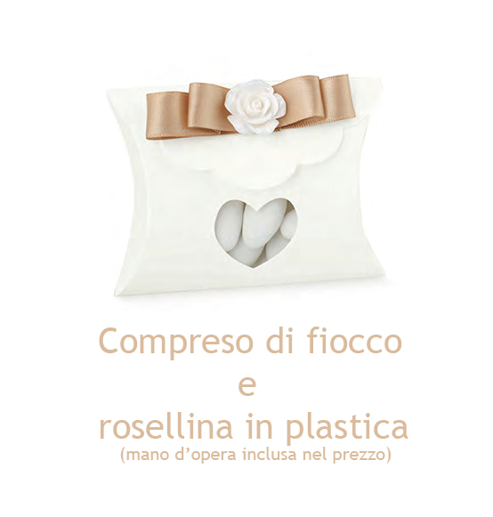 Scatola portaconfetti busta bianca con cuore trasparente fiocco in rame e fiorellino in plastica mm. 80x85x30
